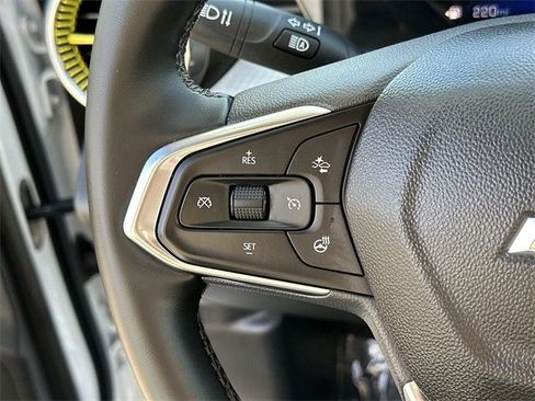 Used 2024 Chevrolet Trax LT w/ Driver Confidence Package image 33