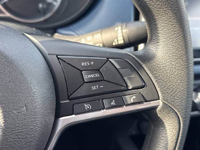 Used 2025 Nissan Versa SV FWD image 29