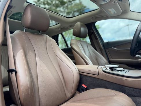 Used 2020 Mercedes-Benz E 450 4MATIC Wagon image 29
