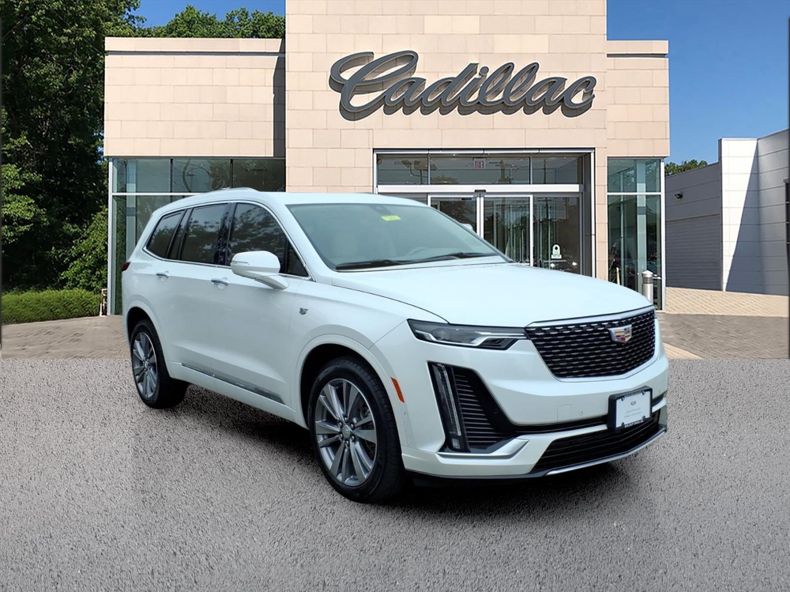 Certified 2024 Cadillac XT6 Premium Luxury w/ Technology Package AWD/4WD image 7