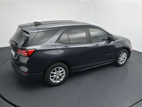 Used 2022 Chevrolet Equinox LS w/ LS Convenience Package FWD image 34