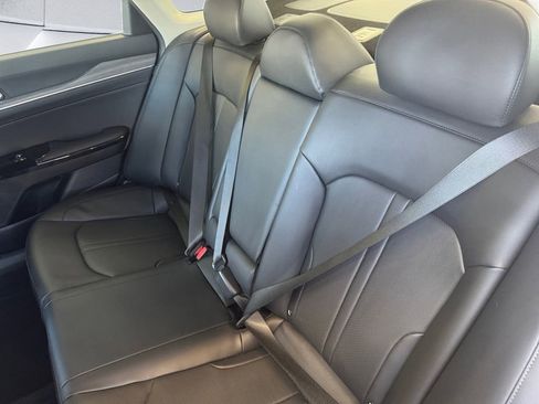 Used 2025 Kia K5 EX image 18