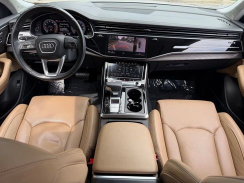 Used 2019 Audi Q8 Prestige w/ Luxury Package AWD/4WD image 41