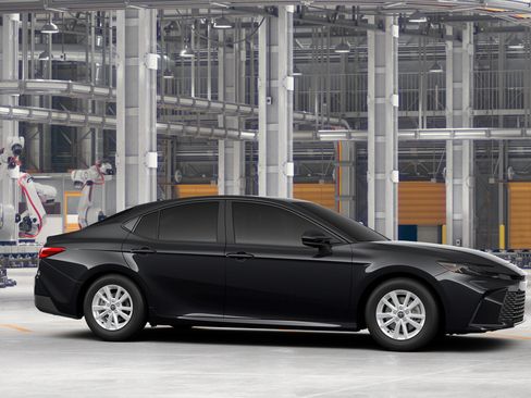 New 2026 Toyota Camry LE FWD image 13