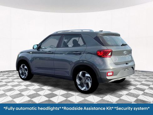 New 2026 Hyundai Venue SEL FWD image 7
