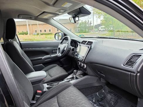 Used 2020 Mitsubishi Outlander Sport SE AWD/4WD image 11