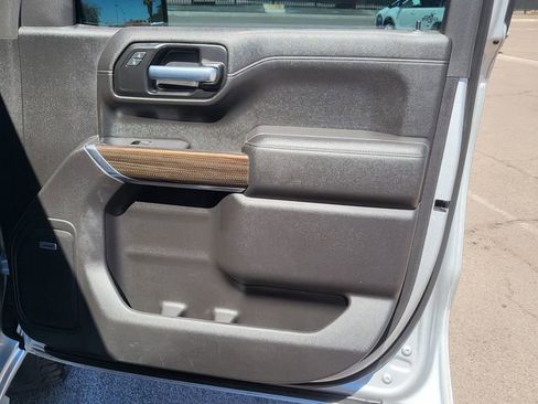 Used 2020 Chevrolet Silverado 1500 LT Trail Boss image 15