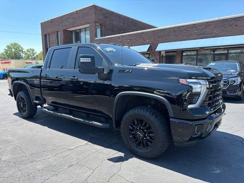 Certified 2024 Chevrolet Silverado 2500 LT w/ Midnight Edition AWD/4WD image 1