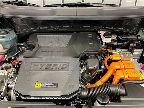 Used 2023 Kia Niro EX image 9