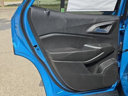 New 2026 Chevrolet Trax LT FWD image 9