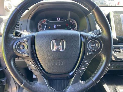 Used 2016 Honda Pilot Elite image 26
