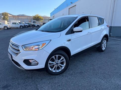Used 2019 Ford Escape SE FWD image 13