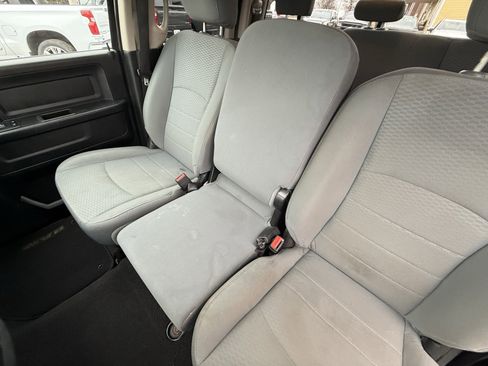 Used 2018 RAM 1500 Express w/ Express Value Package image 20