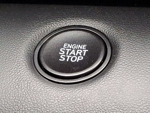 Certified 2025 Hyundai Elantra Sport FWD image 23