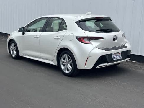Used 2019 Toyota Corolla SE image 3