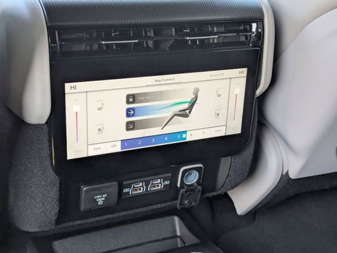 New 2026 Jeep Grand Wagoneer L Summit w/ Premium Group III image 21