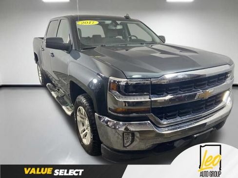 Used 2017 Chevrolet Silverado 1500 LT w/ All Star Edition AWD/4WD image 8