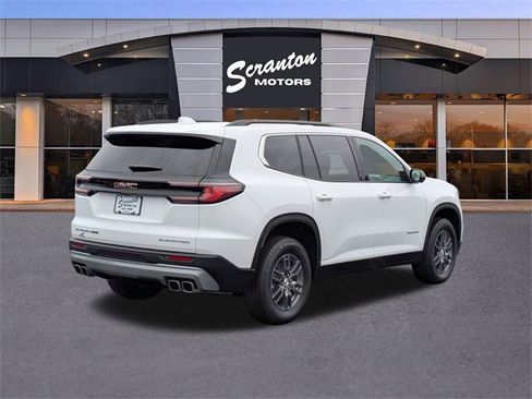 New 2026 GMC Acadia Elevation image 5