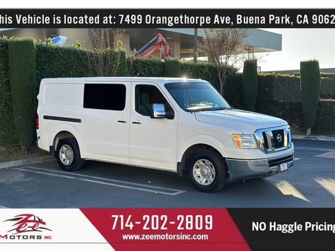 Used 2012 Nissan NV 2500 SV w/ Technology Pkg image 4