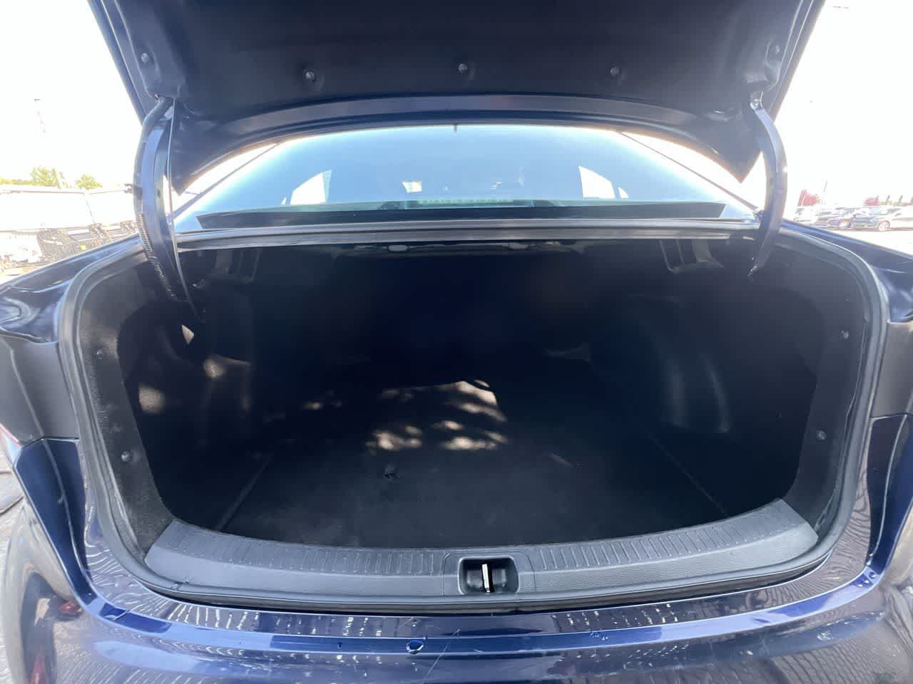 Used 2024 Toyota Corolla LE FWD image 25