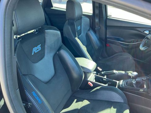 Used 2017 Ford Focus RS image 10