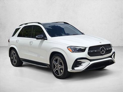 Used 2025 Mercedes-Benz GLE 350 4MATIC image 3