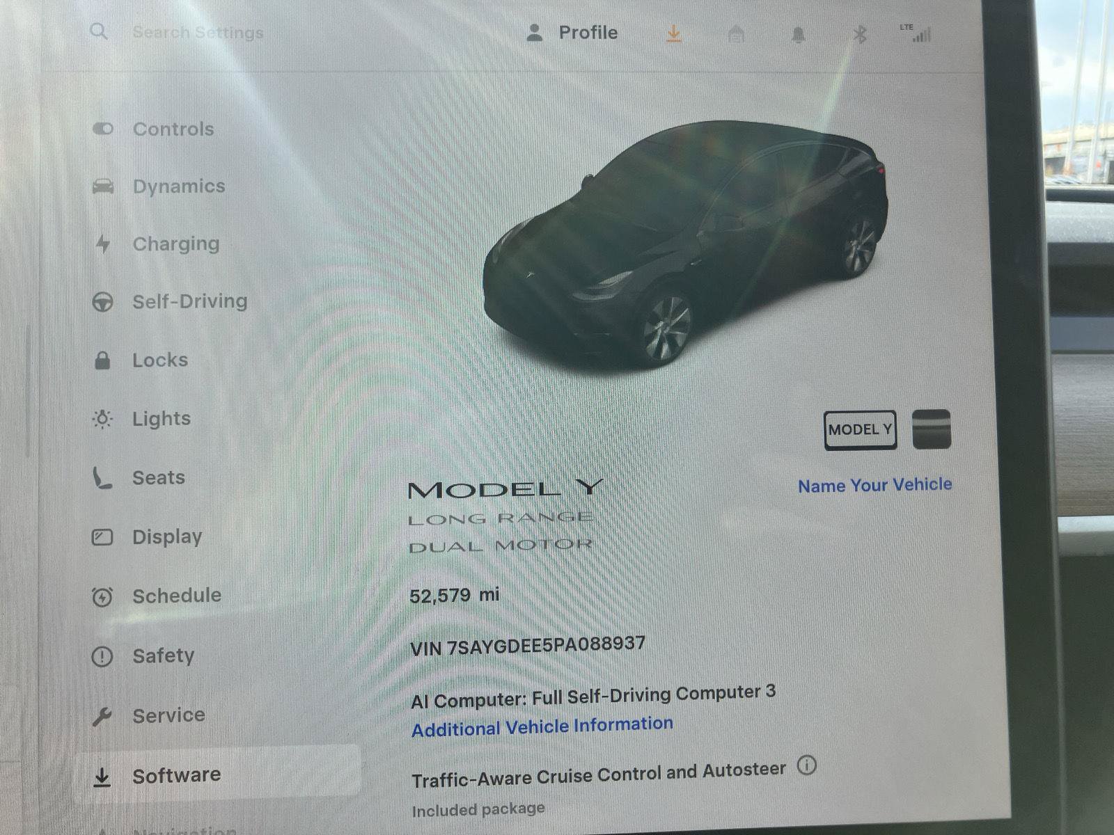 Used 2023 Tesla Model Y Long Range AWD/4WD image 11