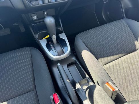 Used 2020 Honda Fit EX image 28