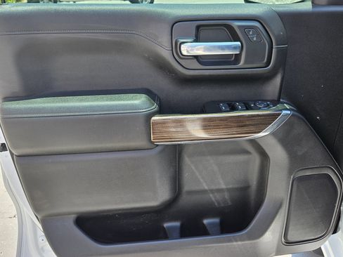 Used 2020 Chevrolet Silverado 1500 LT w/ Texas Edition RWD image 17