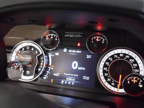 Used 2018 RAM 1500 Big Horn RWD image 48