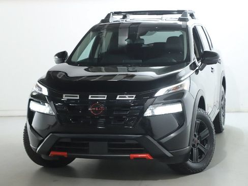 Certified 2026 Nissan Rogue SV w/ Rock Creek Premium Package AWD/4WD image 3