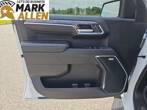 Used 2024 Chevrolet Silverado 1500 LTZ AWD/4WD image 14