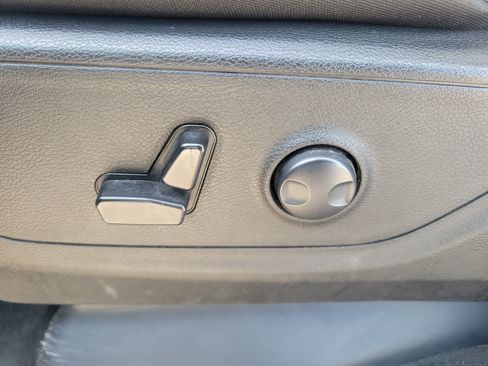 Used 2024 RAM 1500 Big Horn AWD/4WD image 15