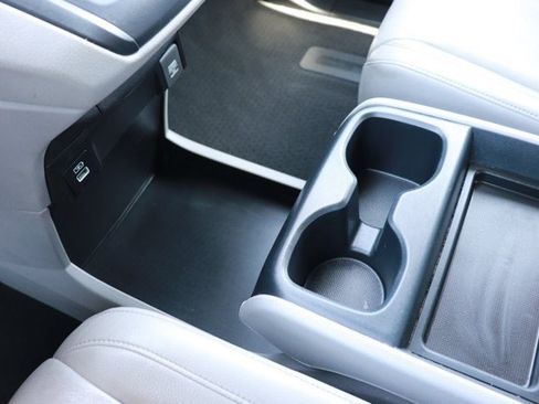 Used 2023 Honda Odyssey EX-L image 18