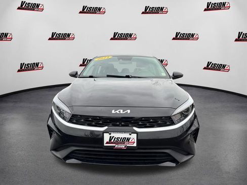 Certified 2024 Kia Forte LXS w/ LXS Technology Package FWD image 2