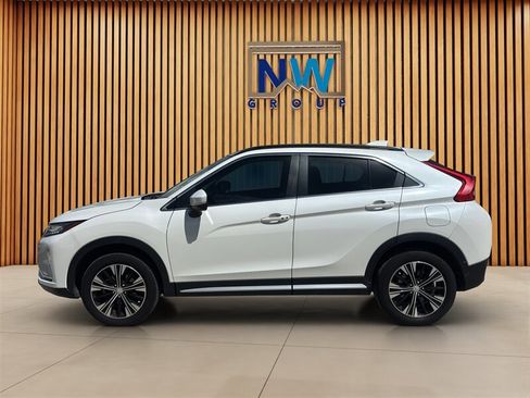 Used 2019 Mitsubishi Eclipse Cross AWD image 17
