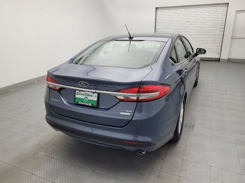 Used 2018 Ford Fusion SE w/ Fusion SE Technology Package FWD image 7