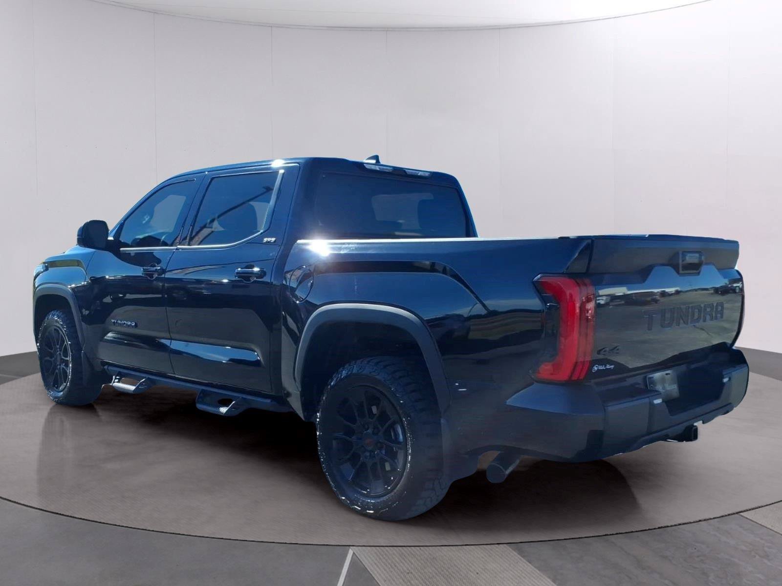Used 2024 Toyota Tundra SR5 w/ SR5 Premium Package AWD/4WD image 3