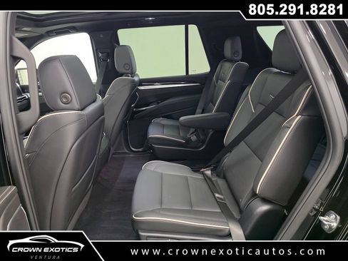 Used 2026 Cadillac Escalade Luxury AWD/4WD image 24