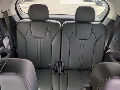 New 2026 Kia Sorento SX image 9