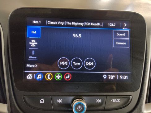 Used 2025 Chevrolet Malibu LT FWD image 25