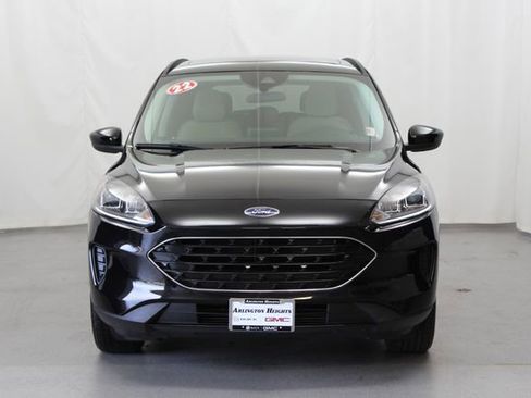 Used 2022 Ford Escape SE w/ SE Sport Appearance Package image 4