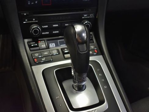 Used 2017 Porsche 911 Carrera 4S image 17