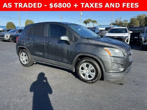 Used 2016 Chevrolet Trax LS image 1