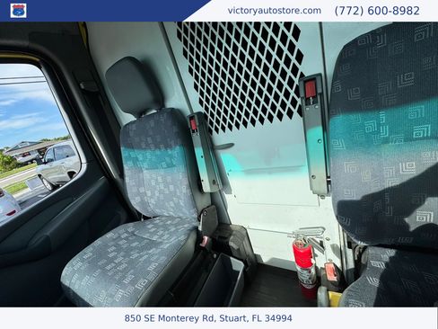 Used 2005 Dodge Sprinter 2500 w/ PWR Convenience Group RWD image 25