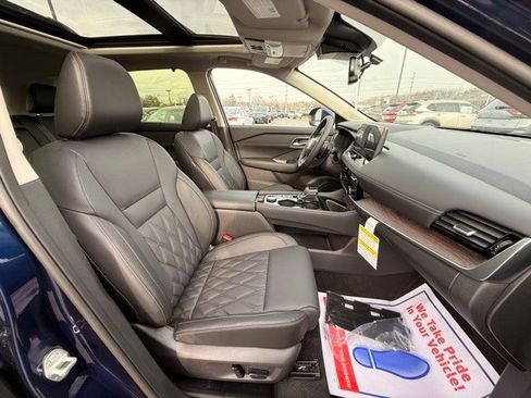 New 2026 Nissan Rogue Platinum w/ Platinum Premium Package image 19