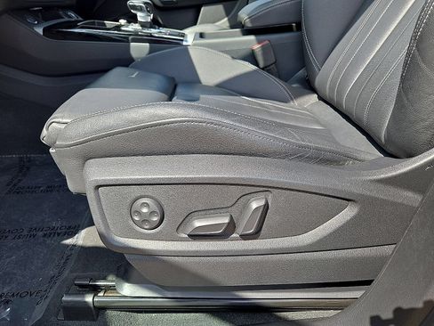Used 2025 Audi Q5 2.0T Premium AWD/4WD image 26