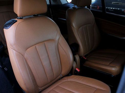 Used 2020 BMW X7 xDrive40i w/ Premium Package image 22