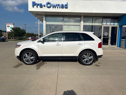 Used 2014 Ford Edge Limited w/ Equipment Group 302A FWD image 8