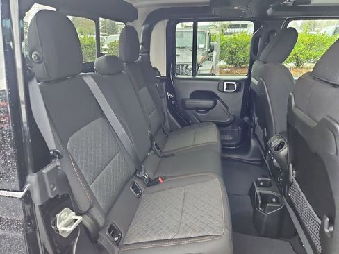 New 2026 Jeep Gladiator Mojave image 27